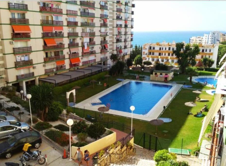 Estudio Con Vista Al Mar A 200 Mts De La Playa Benalmádena Eksteriør bilde